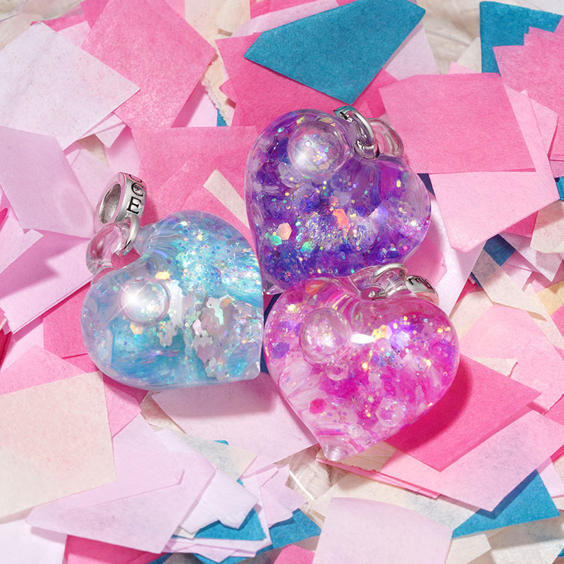 Gnoce Pink Liquid Glitter Heart Necklace_3