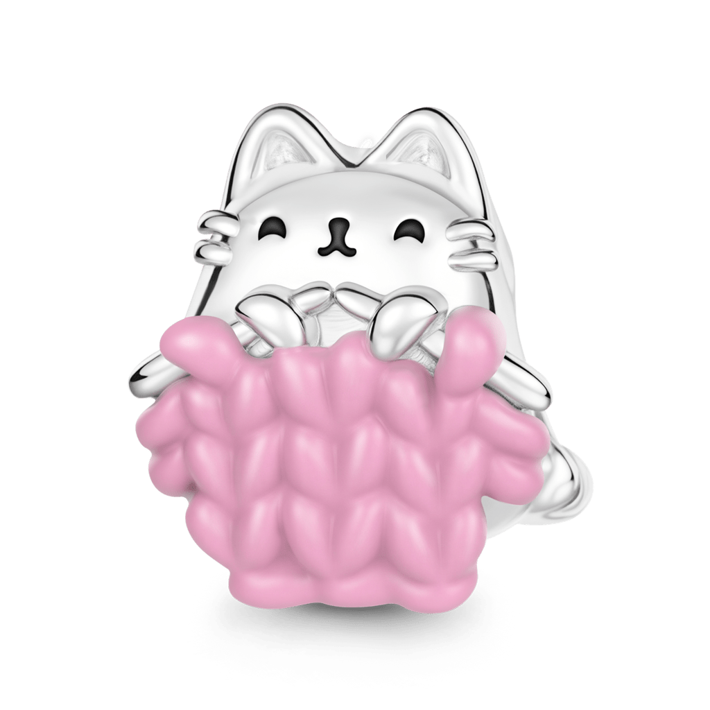 Gnoce Cat Knitting a Sweater Charm_1